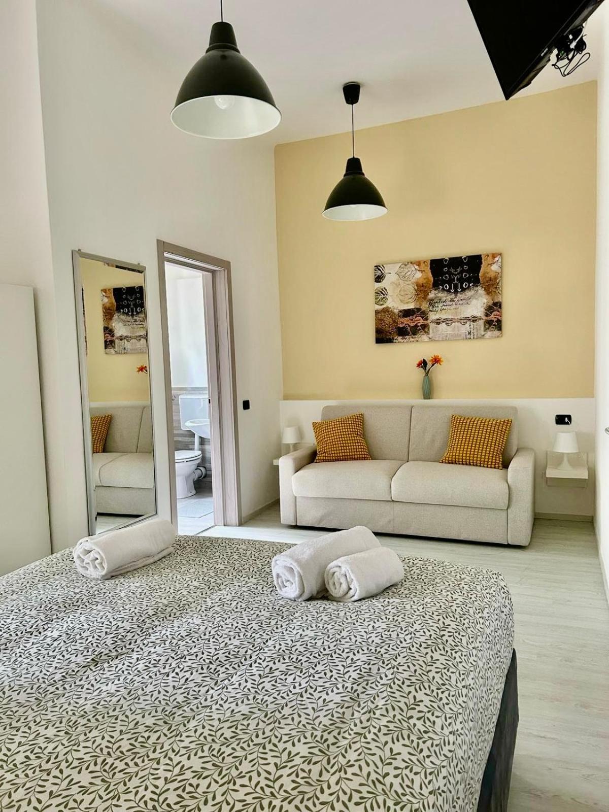 Casa Giulietta Otel Desenzano del Garda Dış mekan fotoğraf